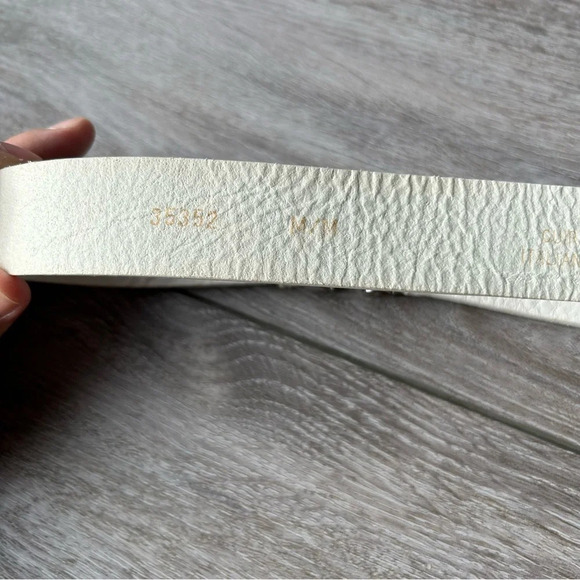 Vintage White Italian Leather Belt Made in Canada - Picture 5 of 13